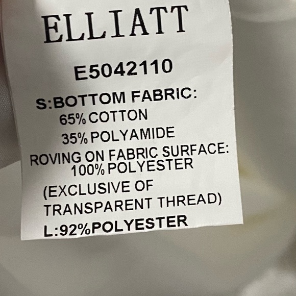 Elliatt White Lace Dress - Picture 6 of 12